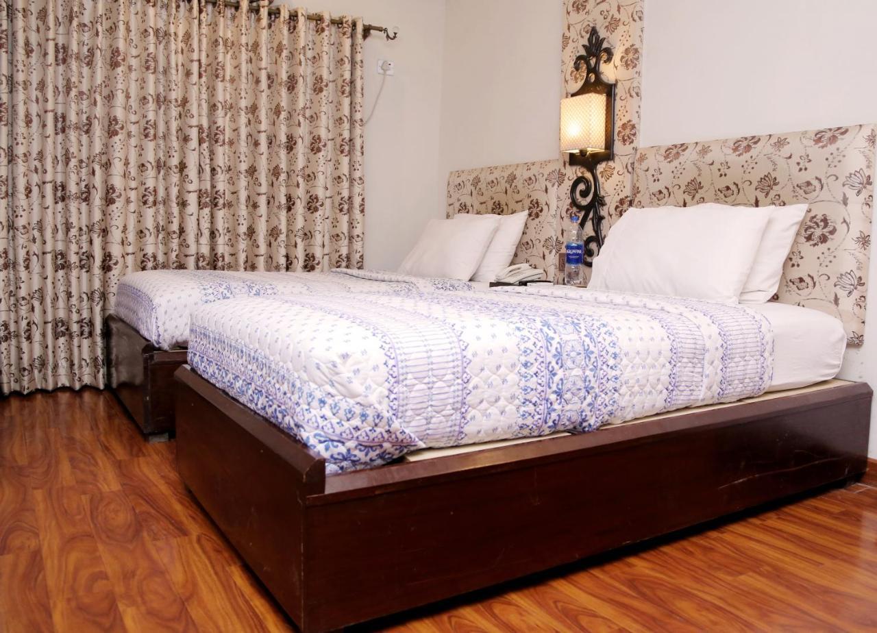 Shelton Hotel Lahore Eksteriør bilde