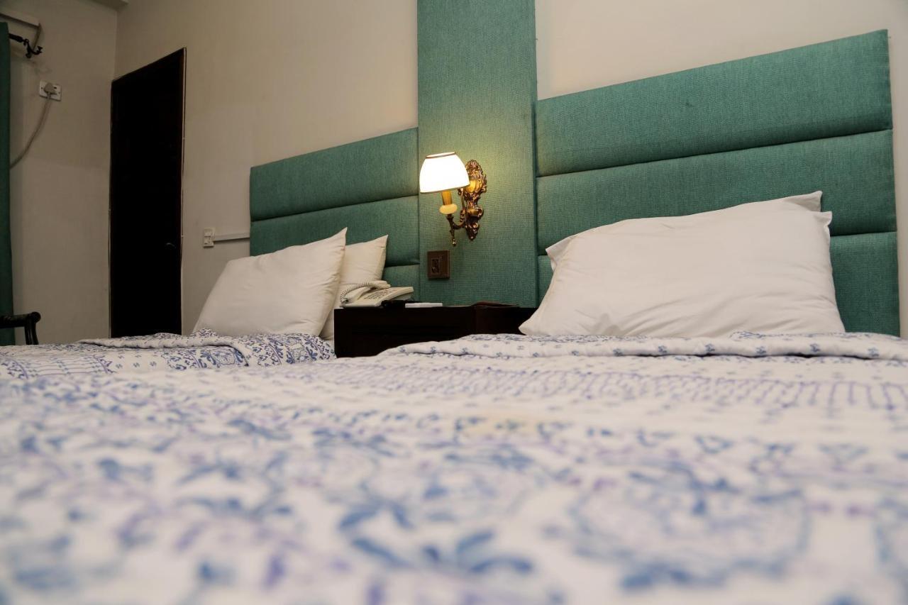 Shelton Hotel Lahore Eksteriør bilde